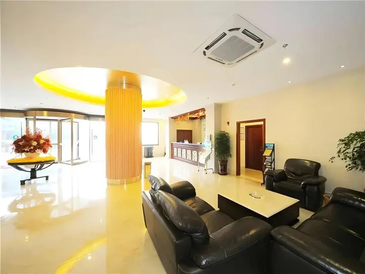 Шанхай: GreenTree Inn Shanghai West Huaxia Road Subway Station Hotel