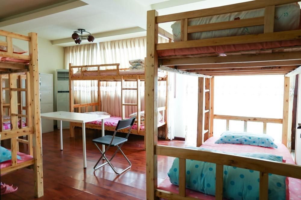 Chengdu Bling Bling Hostel — фото 3