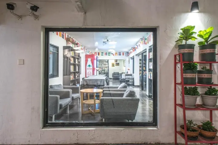 Шанхай: Hidden Garden International Youth Hostel - Oriental Pearl & Lujiazui