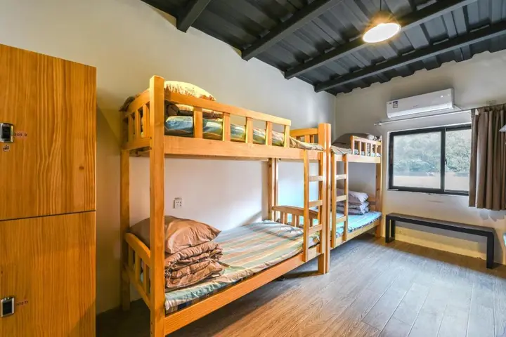 Шанхай: Hidden Garden International Youth Hostel - Oriental Pearl & Lujiazui