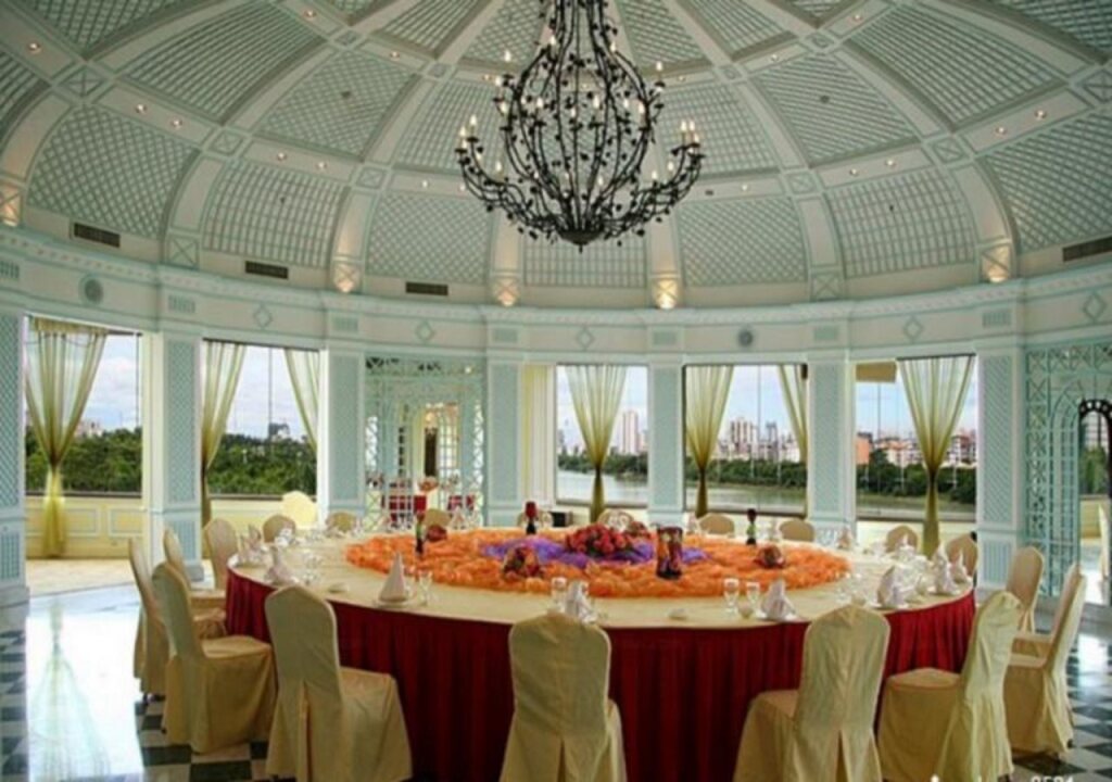 Наньнин: Guangxi Wharton International Hotel