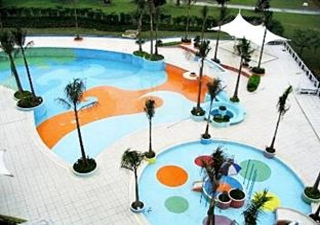 Наньнин: Guangxi Wharton International Hotel