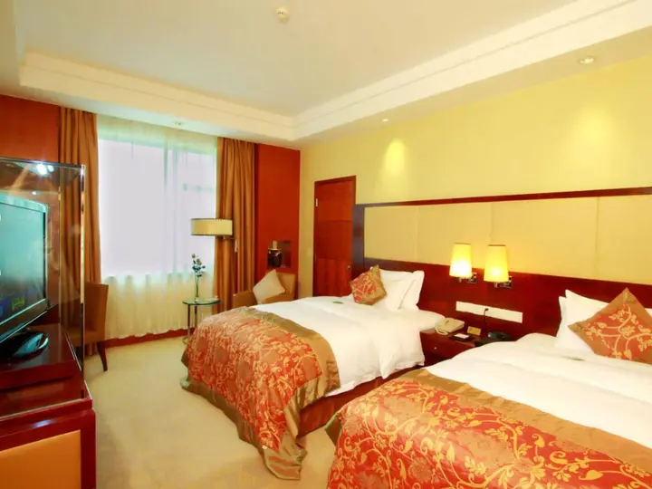 Наньнин: Guangxi Wharton International Hotel
