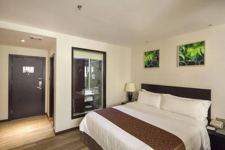 Чжухай: Zhuhai Aqueen Hotel