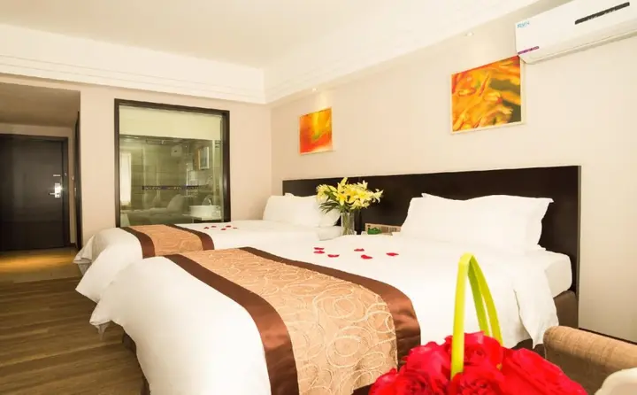 Чжухай: Zhuhai Aqueen Hotel