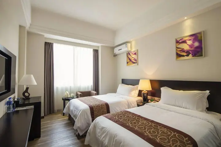 Чжухай: Zhuhai Aqueen Hotel