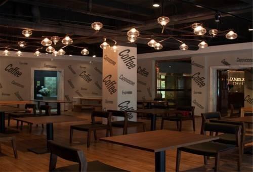 Циньхуандао: James Joyce Coffetel Qinhuangdao People Park Plaza