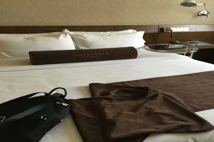 Циньхуандао: James Joyce Coffetel Qinhuangdao People Park Plaza