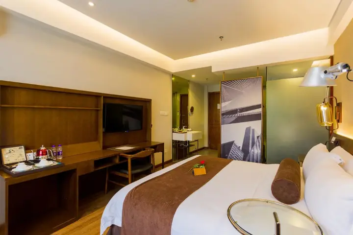 Циньхуандао: James Joyce Coffetel Qinhuangdao People Park Plaza