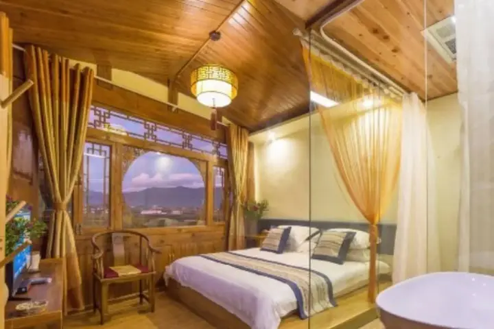 Лицзян: Lijiang Lake House