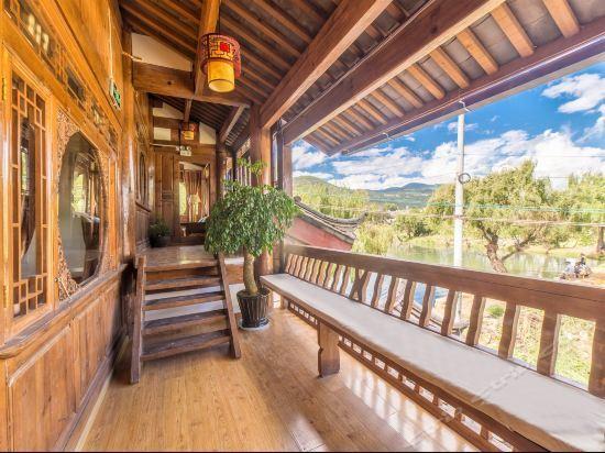 Лицзян: Lijiang Lake House