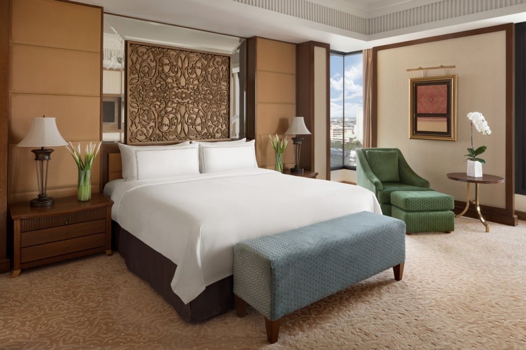 Шангри-Ла: Hotel & Suites Shangri-La