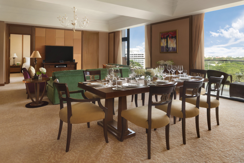 Шангри-Ла: Hotel & Suites Shangri-La
