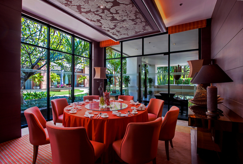Шангри-Ла: Hotel & Suites Shangri-La