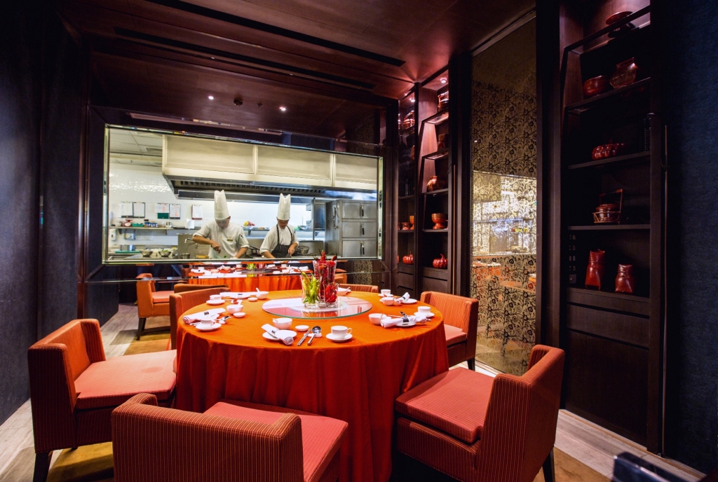 Шангри-Ла: Hotel & Suites Shangri-La