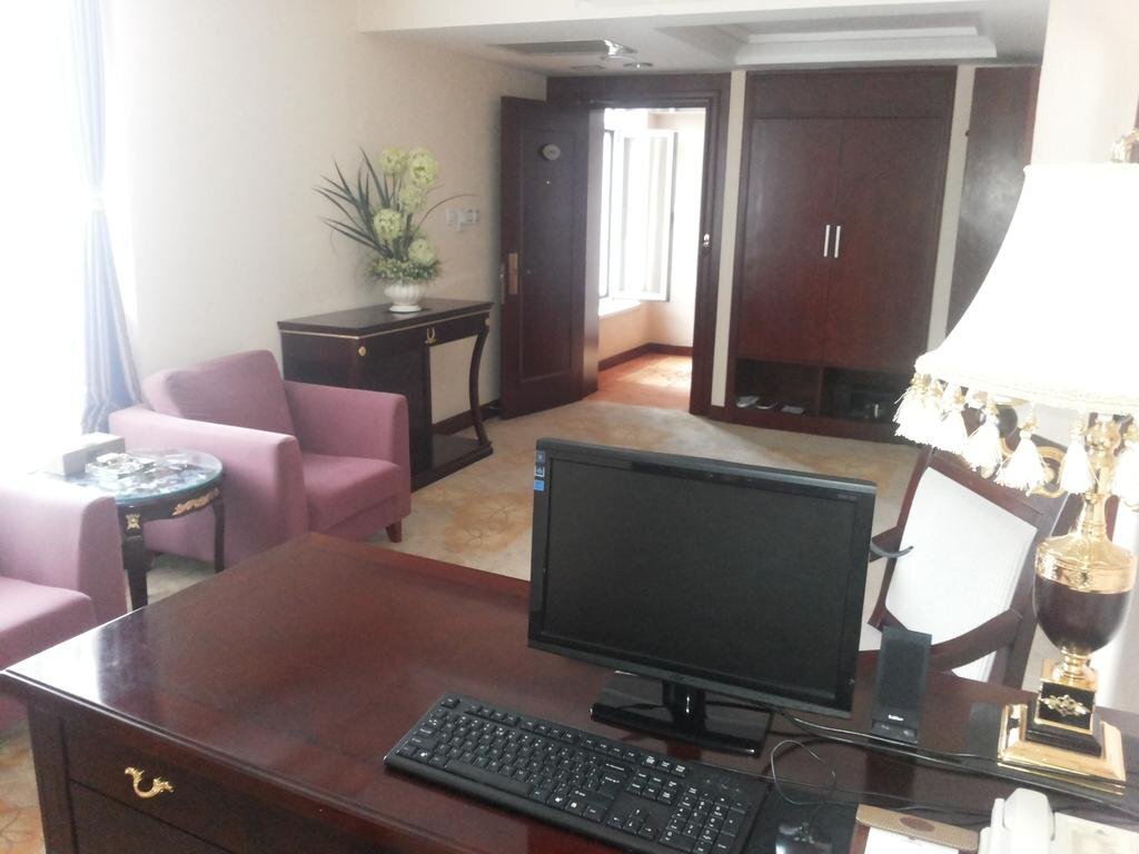 Шэньян: Sanlongzhongtian Hotel