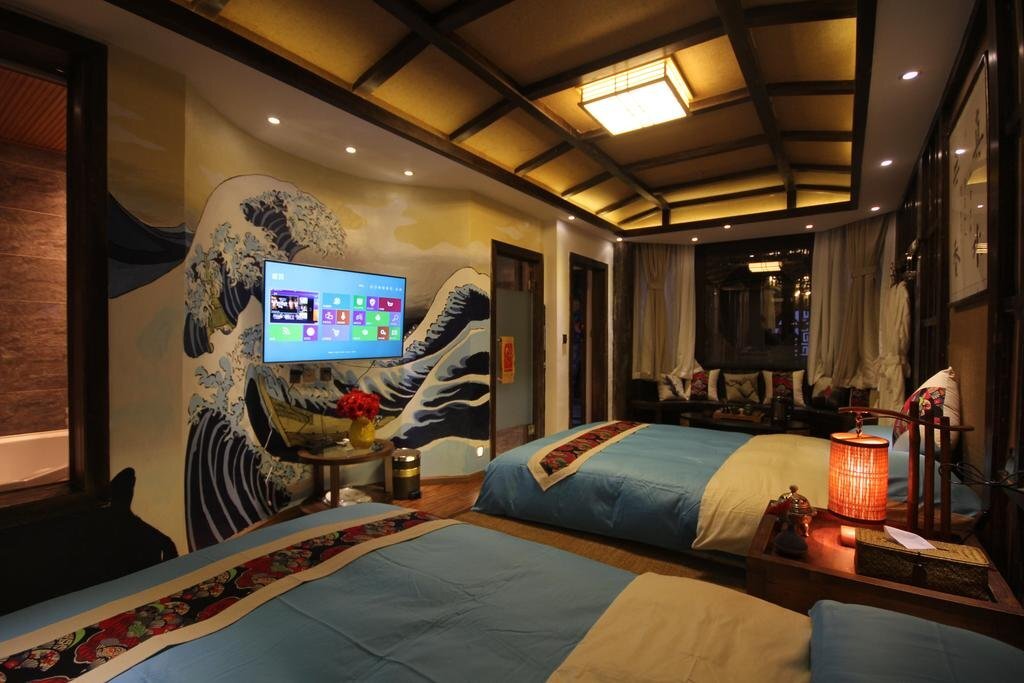 Лицзян: Zhiyun Mansion   Lijiang Naxi-style Local Experience Boutique Guesthouse