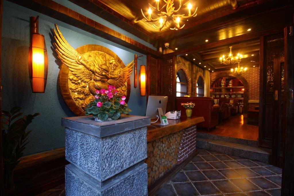 Лицзян: Zhiyun Mansion   Lijiang Naxi-style Local Experience Boutique Guesthouse