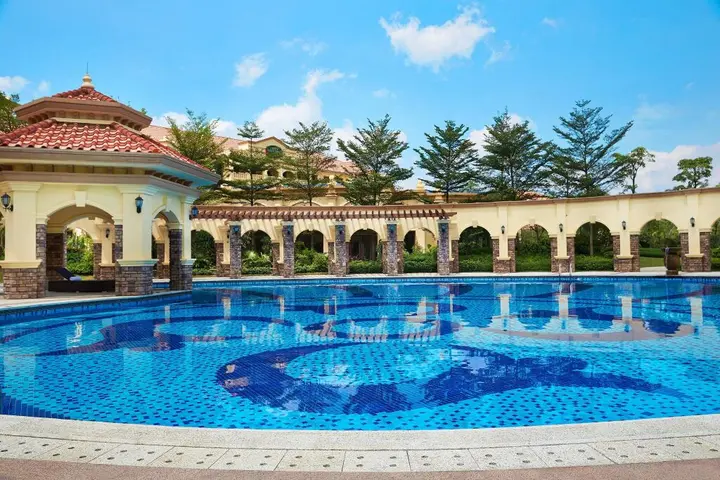 Хойчжоу: Courtyard Boluo