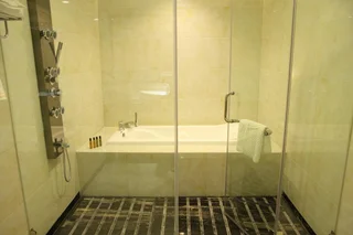 Фошань: Sweet World Hotel (Foshan Jihuayuan, Zumiao)