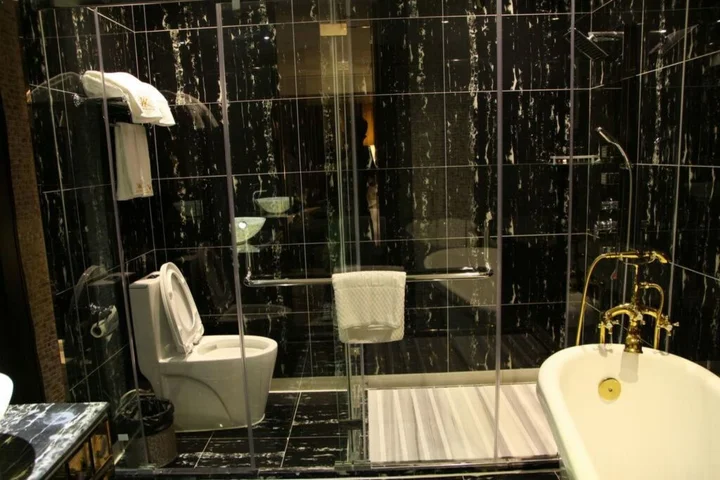 Фошань: Sweet World Hotel (Foshan Jihuayuan, Zumiao)
