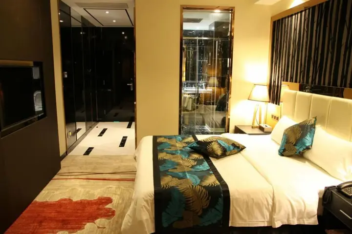 Фошань: Sweet World Hotel (Foshan Jihuayuan, Zumiao)