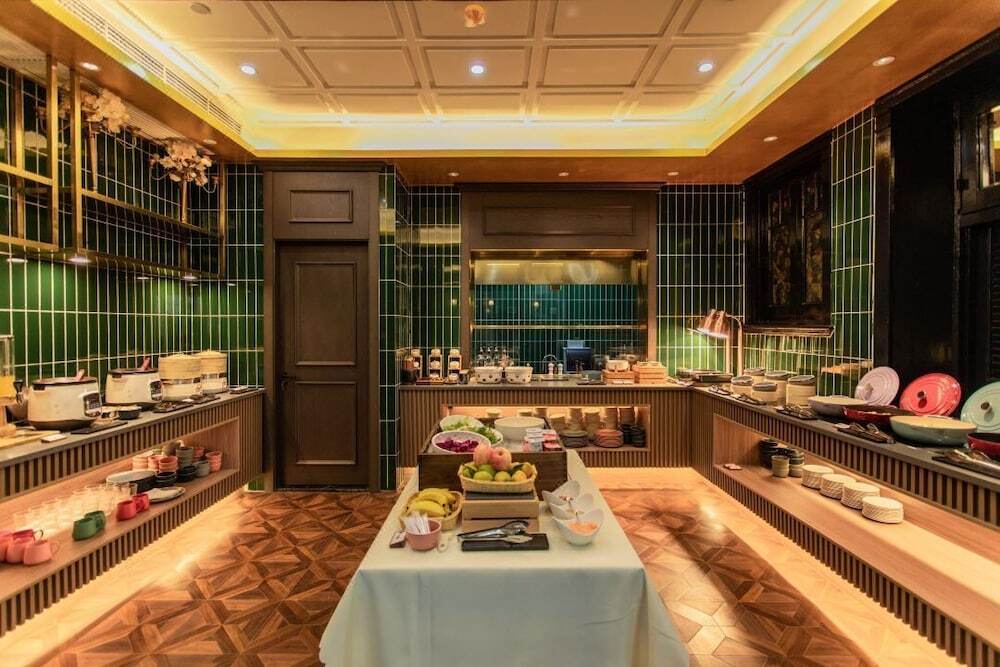 Ухань: Wuhan Hankou Jiangtan Manxin Mansion