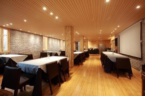 Чжаосин: Tong Sang Art Hotel