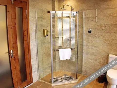 Гуйлинь: Ron Inn