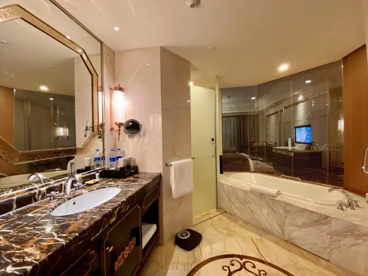 Лхаса: Intercontinental Resort Lhasa Paradise by IHG