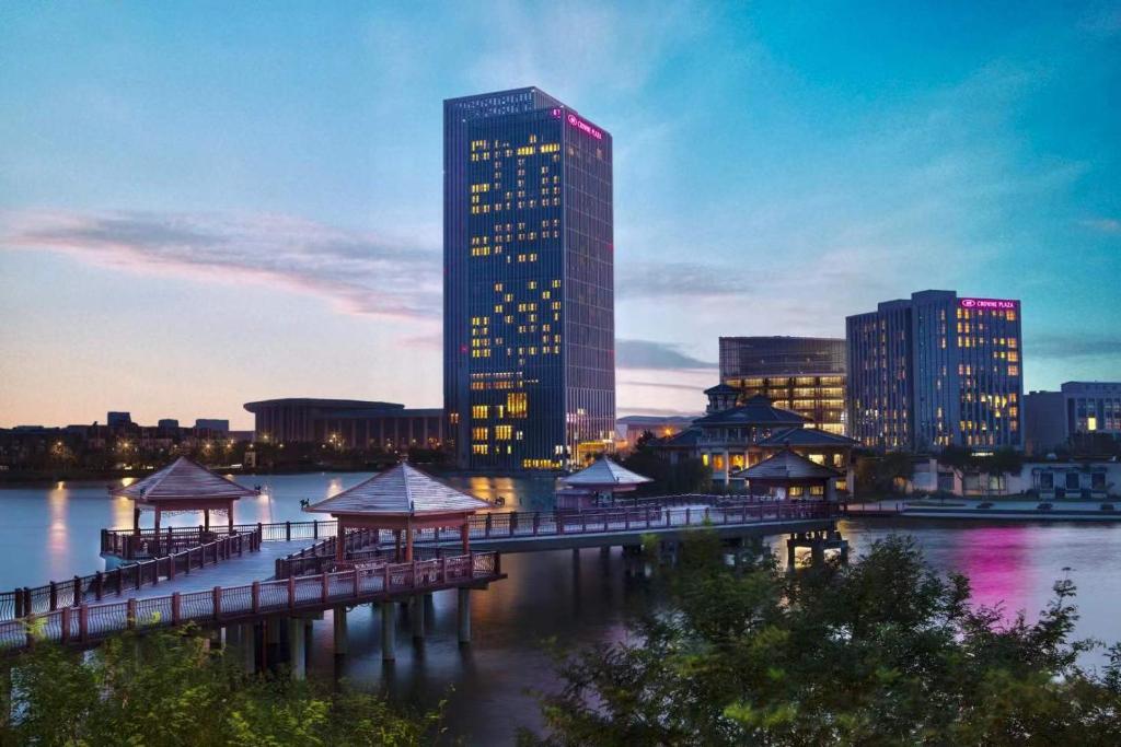 Тяньцзинь: Crowne Plaza Tianjin Meijiangnan