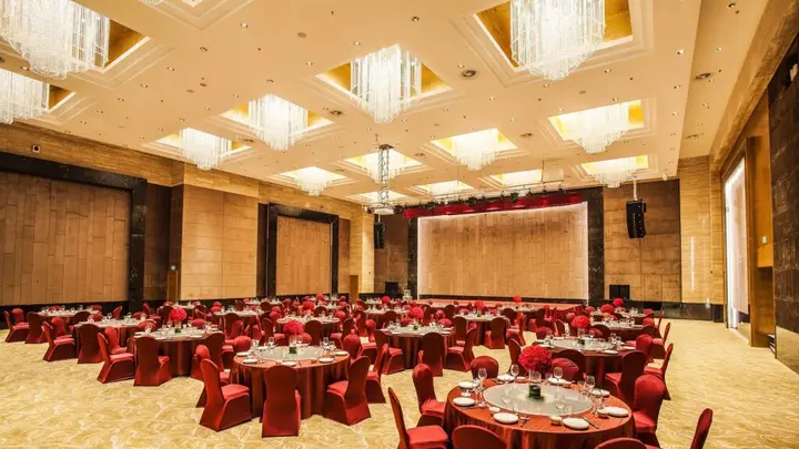 Наньчан: Holiday Inn Nanchang Riverside by IHG