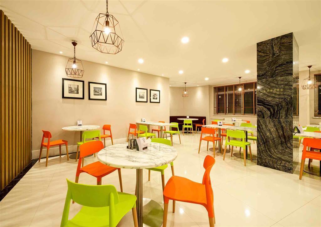 Цзинань: ibis Jinan Jingwu RD