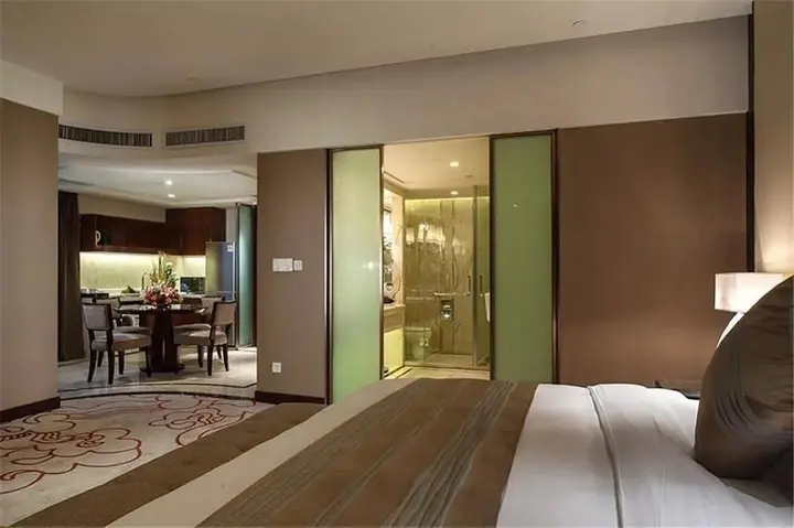 Чэнду: Chengdu Phoenix International Hotel