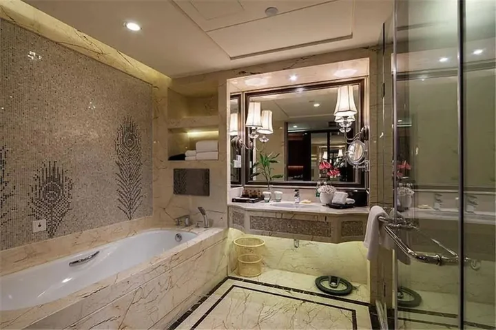 Чэнду: Chengdu Phoenix International Hotel