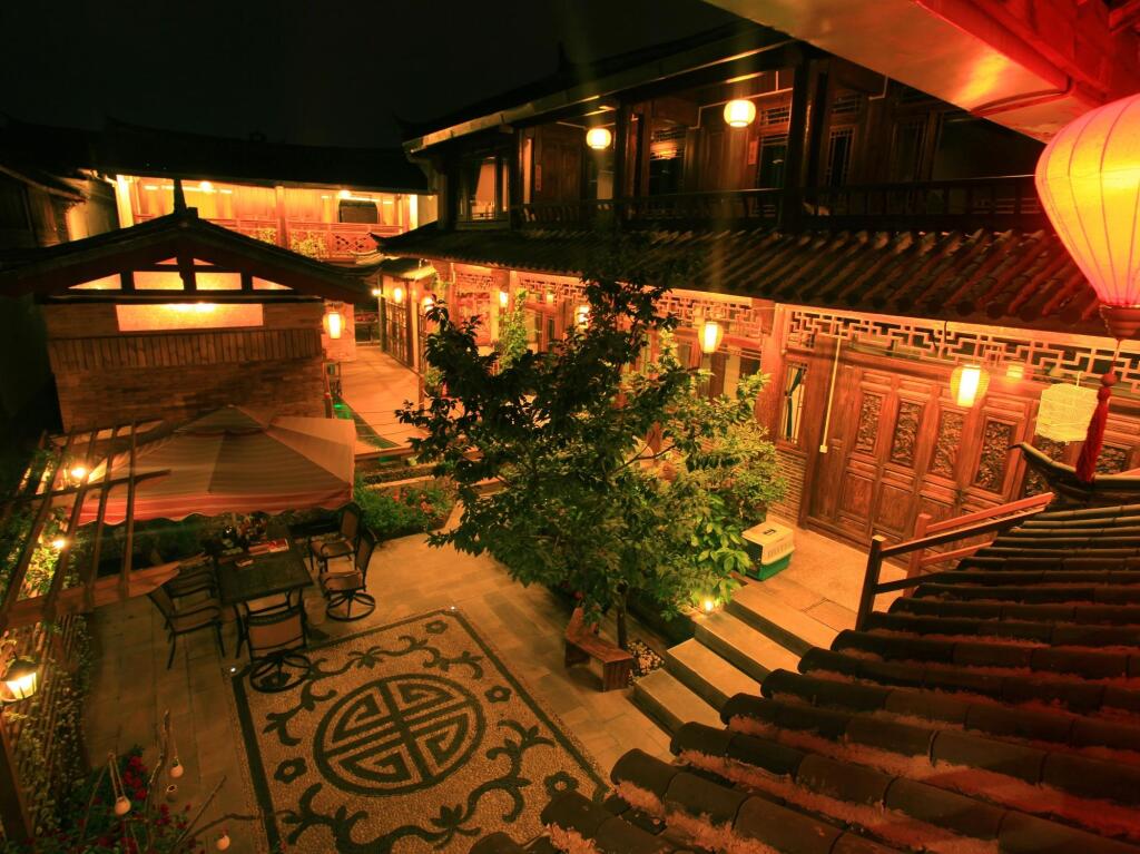 Лицзян: Dawn Song Small Luxury Hotel