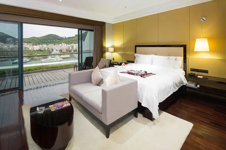 Санья: Sanya Visun Royal Yacht Hotel