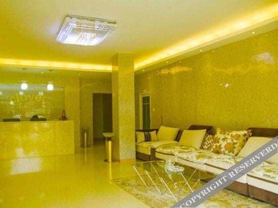 Чжанцзяцзе: Zhangjiajie Clover Hotel