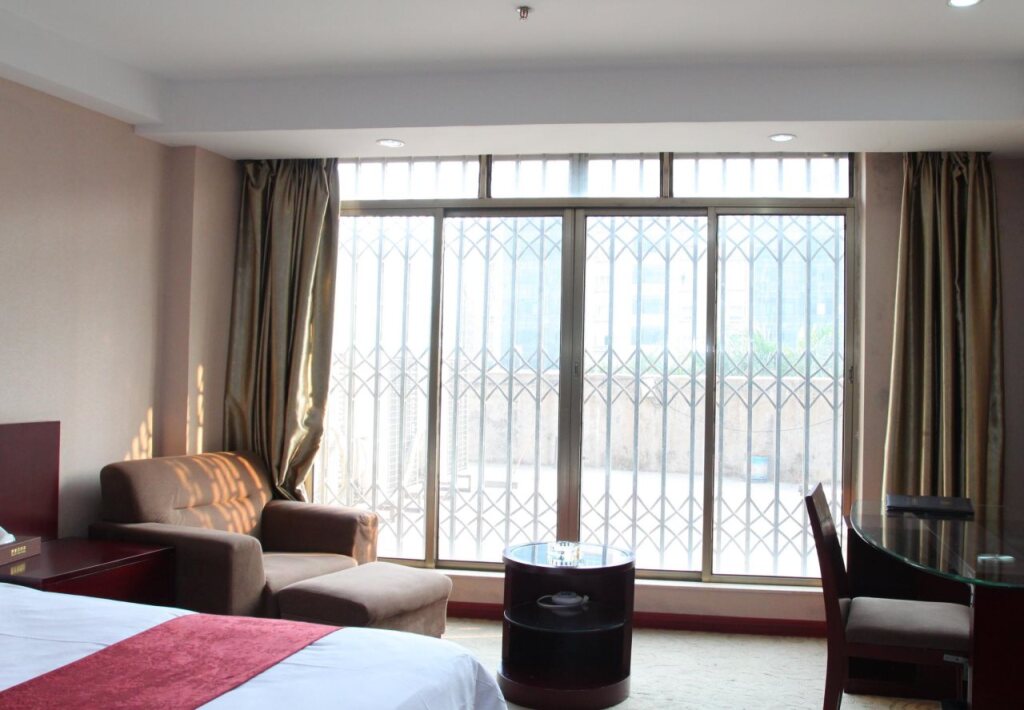 Гуанчжоу: Rich Hotel