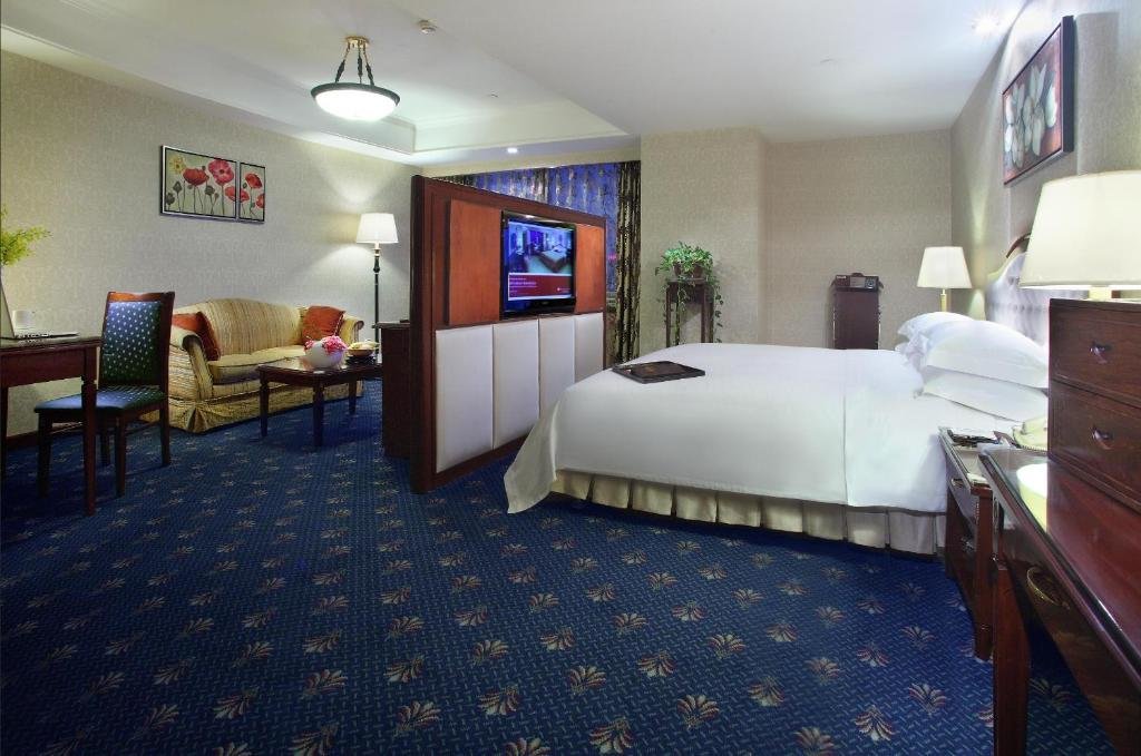 Ухань: Ramada Plaza Tian Lu Hotel Wuhan