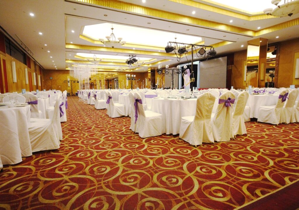 Далянь: Grand Continent International Hotel