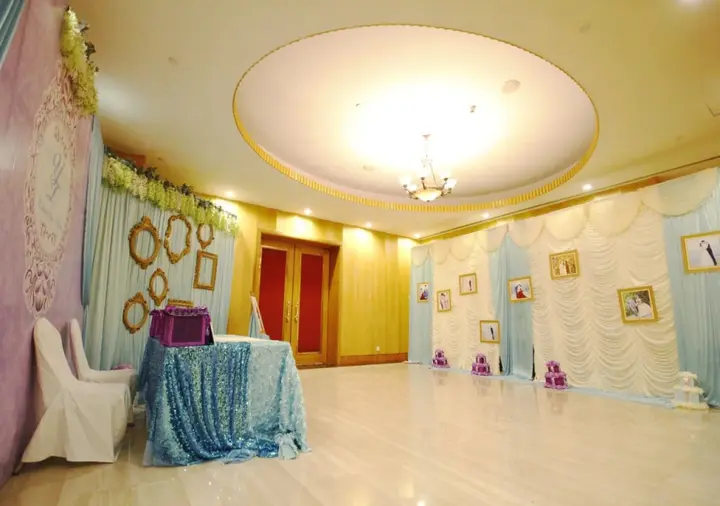 Далянь: Grand Continent International Hotel