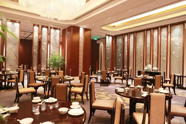 Циньхуандао: Shangri-La Qinhuangdao