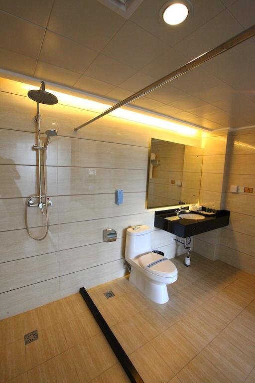 Хэчжоу: He Zhou Huang Yao Jiu Hu Shan Hotel
