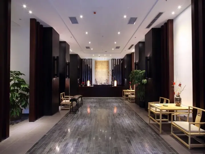 Чэнду: The Hotel Zen Urban Resort
