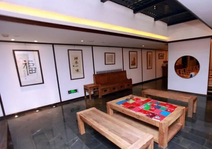 Чэнду: The Hotel Zen Urban Resort