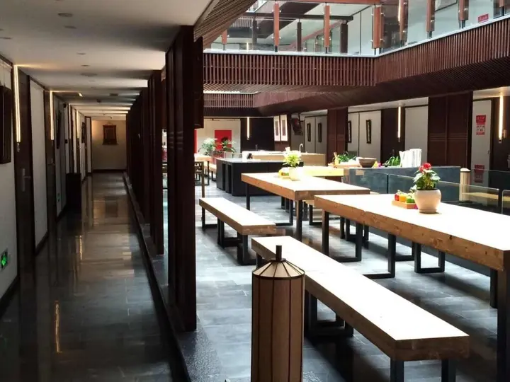 Чэнду: The Hotel Zen Urban Resort