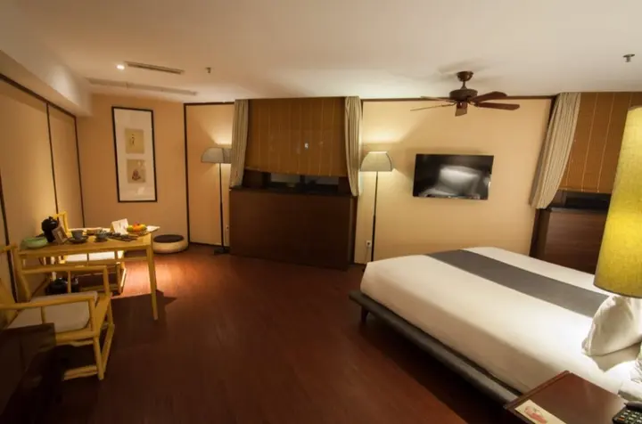 Чэнду: The Hotel Zen Urban Resort