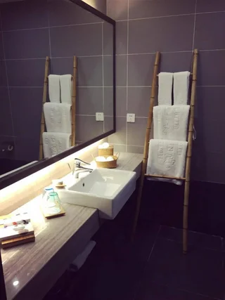 Чэнду: The Hotel Zen Urban Resort