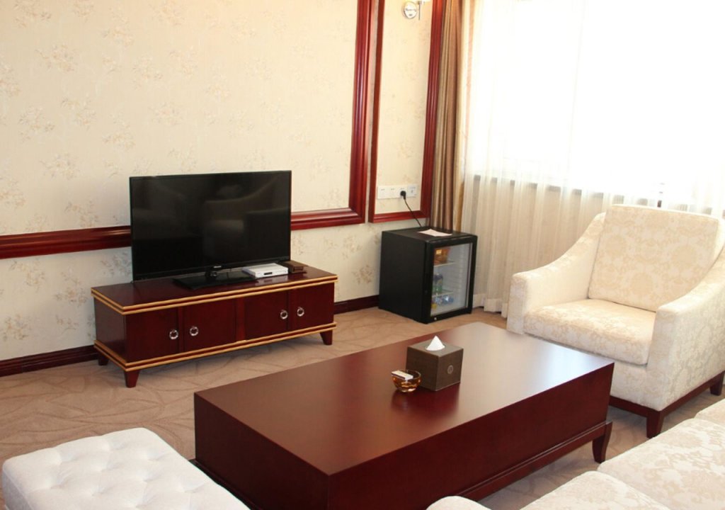 Далянь: Southern Airlines Pearl Hotel